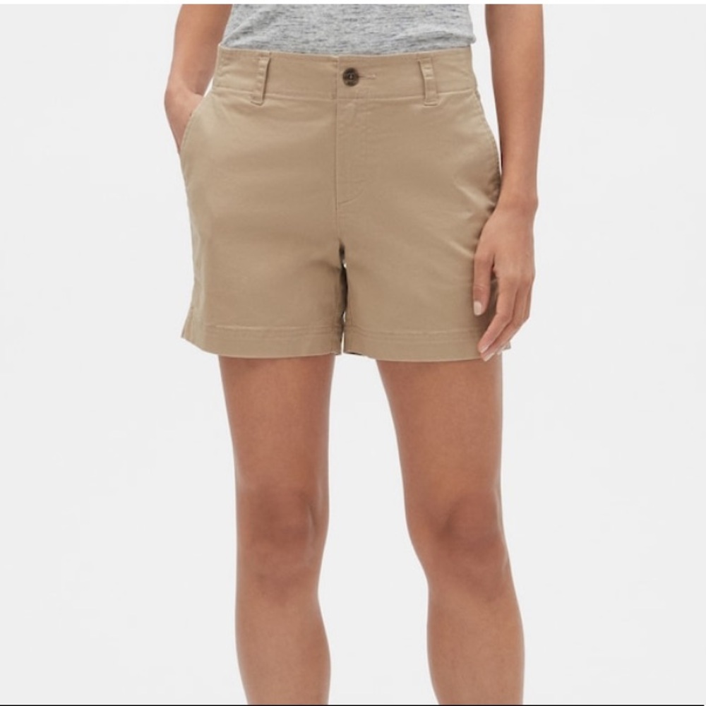 a.n.a (a new approach) Khaki Shorts, Size 4